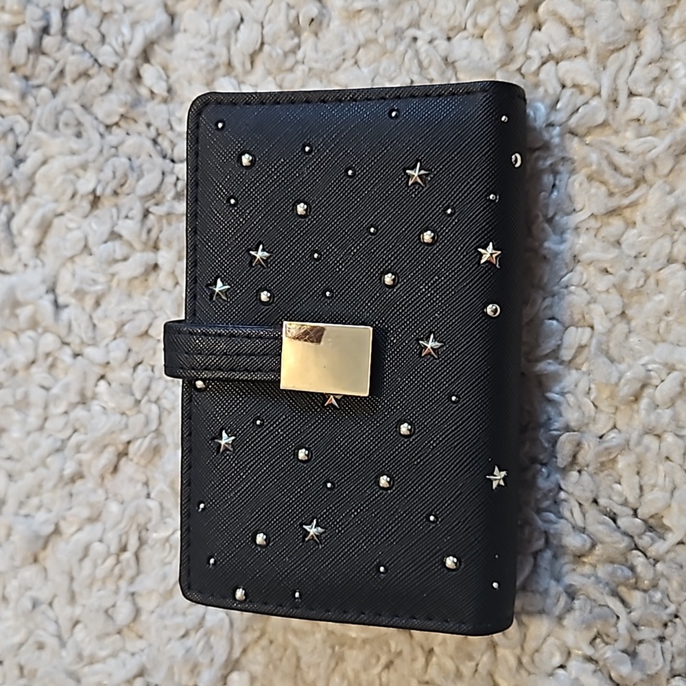 Safekeeping wallet.